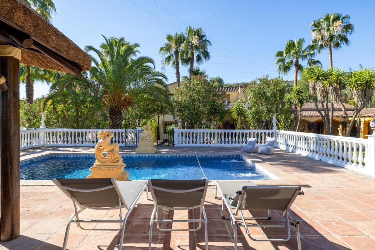 Hacienda De La Siesta * Coín